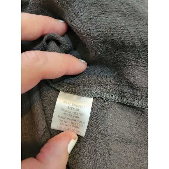 Grade & Gather Size M Flutter Sleeve Blouse Coal - Picture 5 of 5